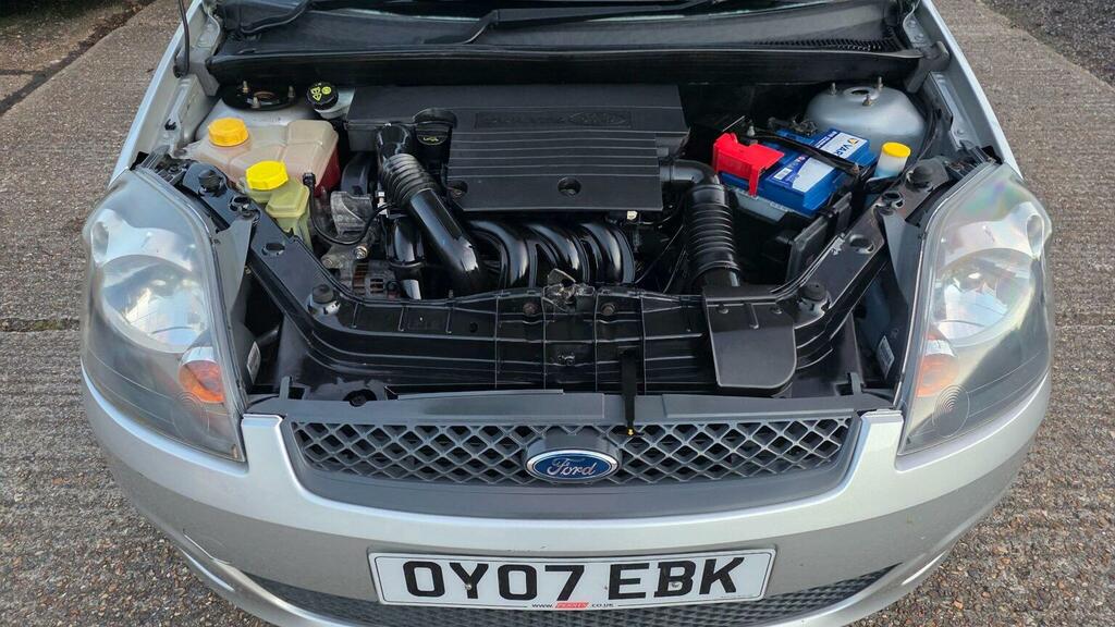 Ford Fiesta 1.25 Style Climate 200707 Silver #2