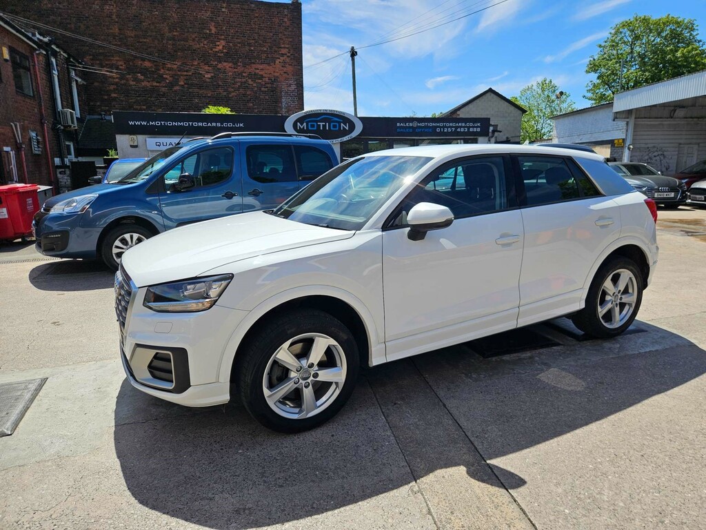 Audi Q2 Sport Tfsi S19ELB #5