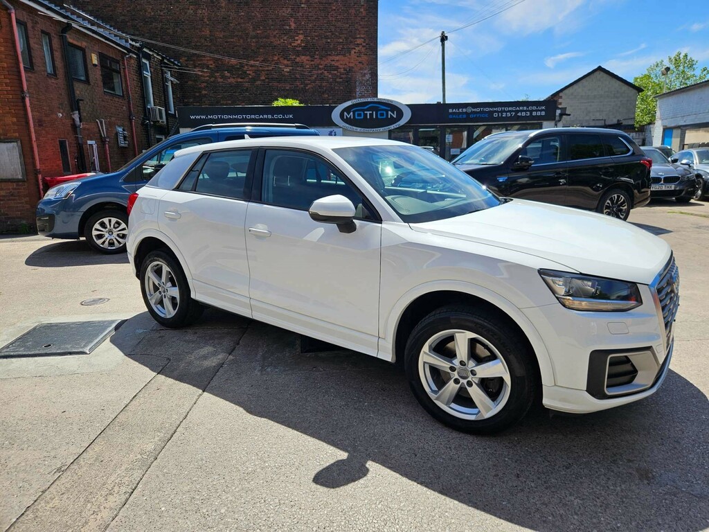 Audi Q2 Sport Tfsi S19ELB #2