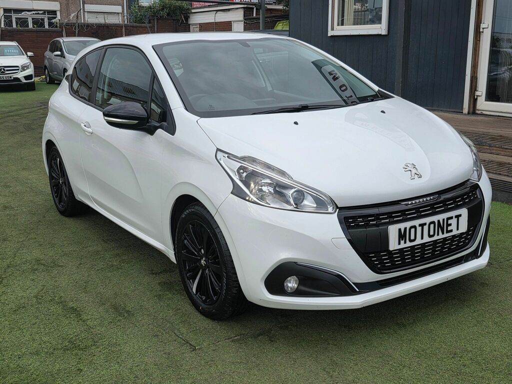 Peugeot 208 1.2 Puretech Black Edition Hatchback Ma Black