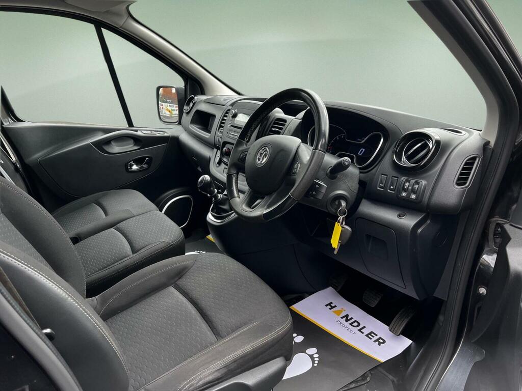 Vauxhall Vivaro Panel Van 1.6 Cdti 2700 Biturbo Ecotec Sportive L1 FE68BGZ Black #4
