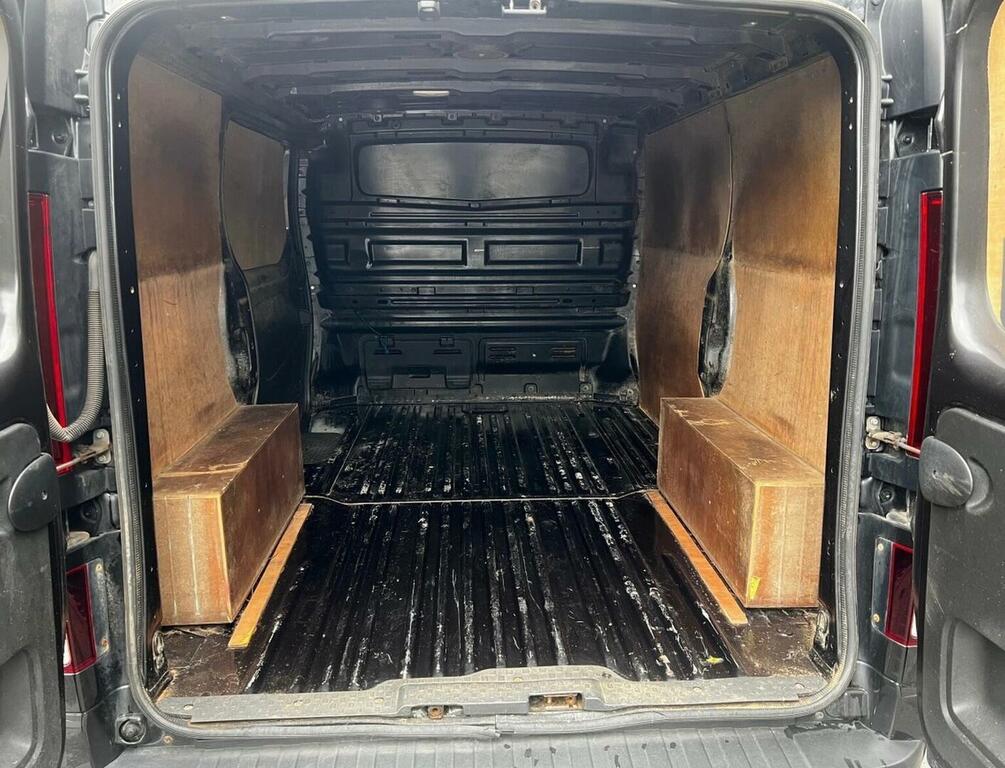 Vauxhall Vivaro Panel Van 1.6 Cdti 2700 Biturbo Ecotec Sportive L1 FE68BGZ Black #6