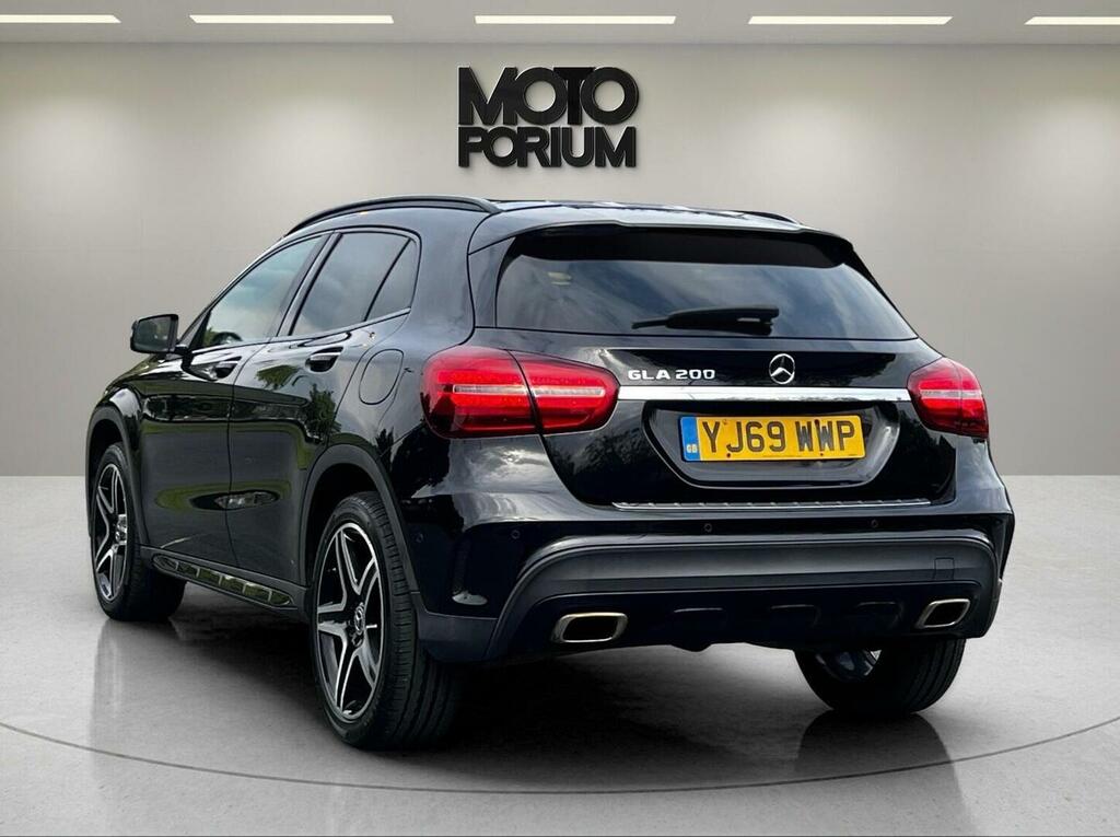 Mercedes-Benz GLA Class Suv 1.6 Gla200 Amg Line Edition Plus 7G-dct Euro YJ69WWP Black #6