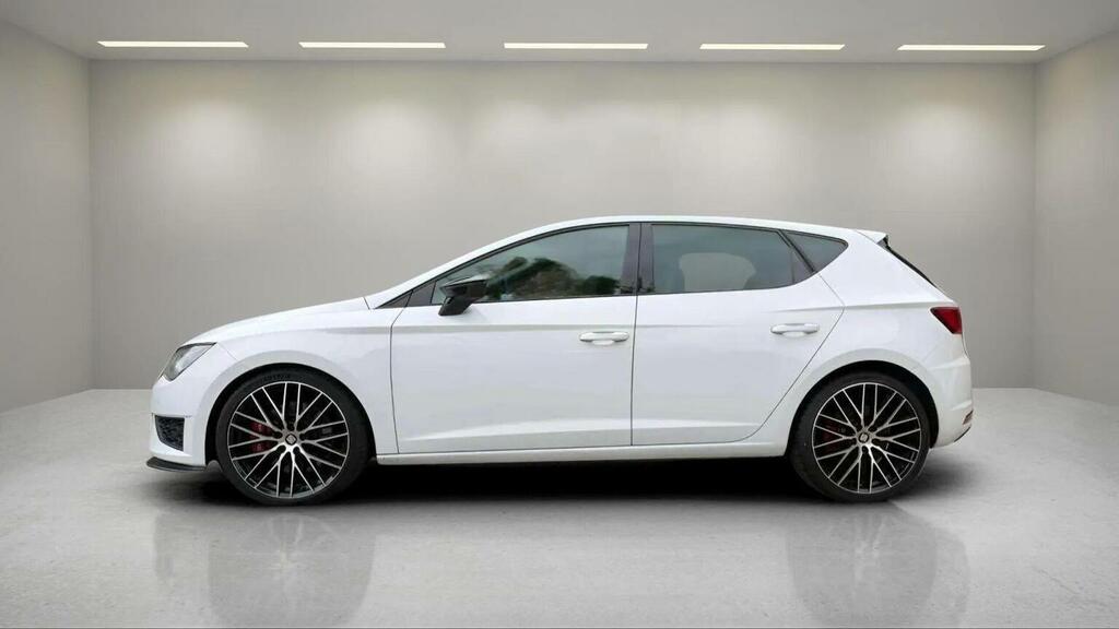 Seat Leon Hatchback 2.0 Tsi Cupra 290 Black Euro 6 Ss DC66JXA White #3