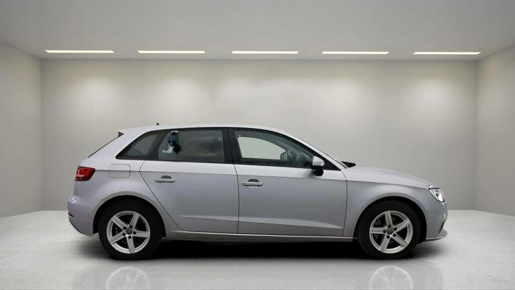 Audi A3 Hatchback 1.6 Tdi 30 Se Technik Sportback Euro 6 SF19TCR Silver #3