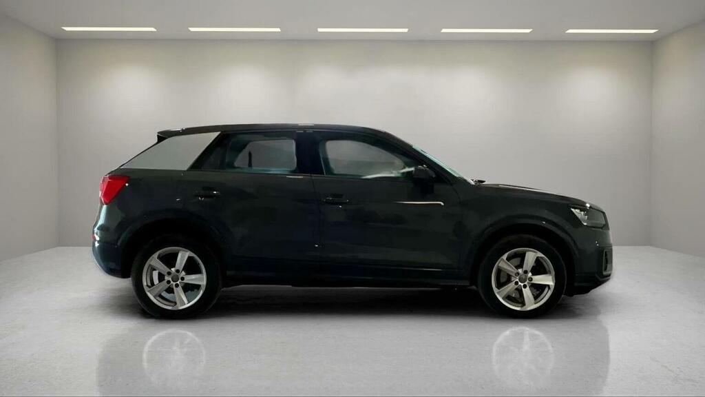 Audi Q2 Suv 2.0 Tdi Sport S Tronic Quattro Euro 6 Ss AU18KRZ Grey #3