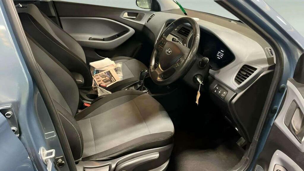 Hyundai I20 Hatchback 1.4 Premium Se Nav Euro 6 2016 Blue #5