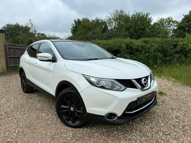 Nissan Qashqai Automatic EN14DMY White #3