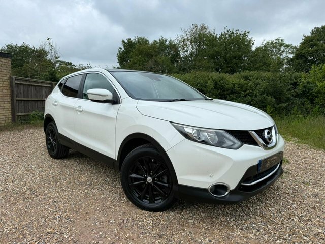 Nissan Qashqai Automatic EN14DMY White #4