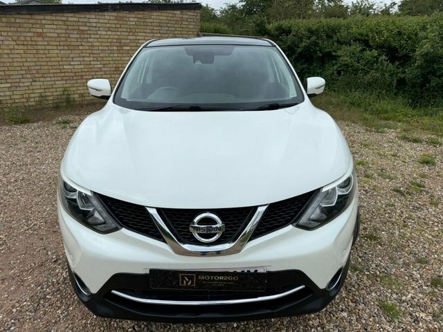 Nissan Qashqai Automatic EN14DMY White #6