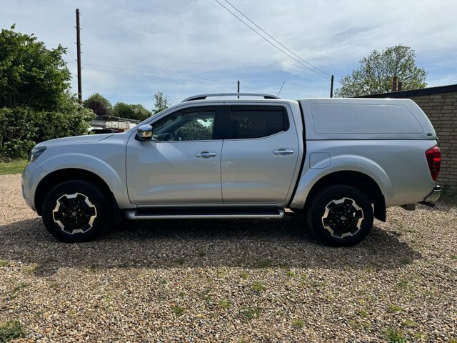 Nissan Navara Automatic LL21XHX Silver #4