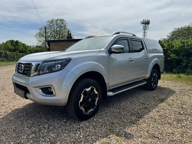 Nissan Navara Automatic LL21XHX Silver #3