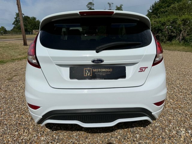 Ford Fiesta Manual ND64MME White #6
