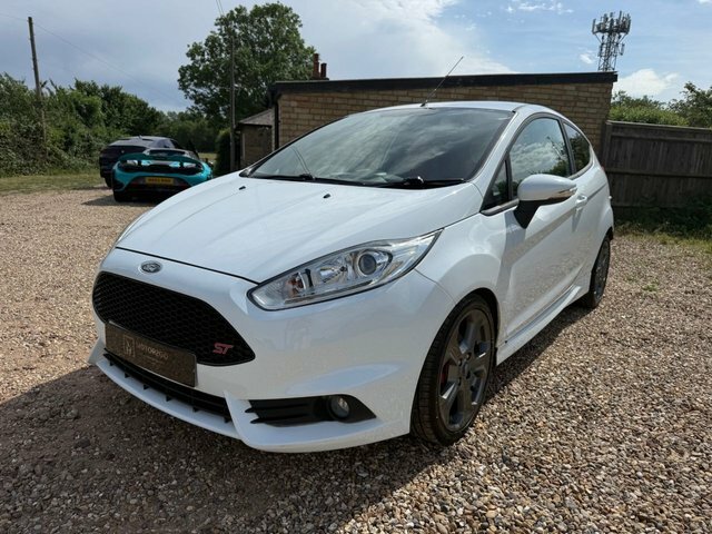 Ford Fiesta Manual ND64MME White #3
