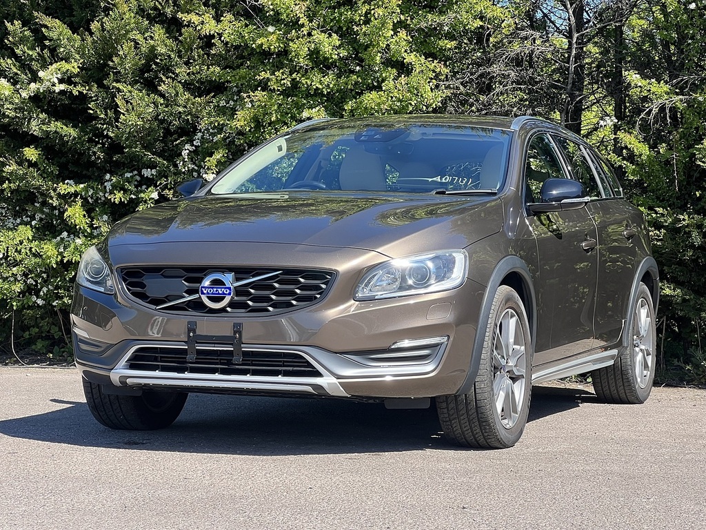 Volvo V60 Cross Country T5 Cross Country Se GK16MUY #3