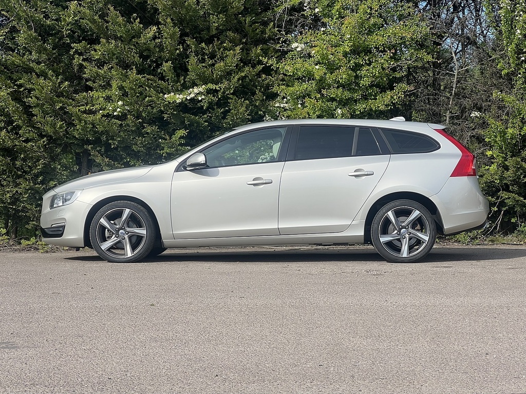 Volvo V60 D4 Dynamic Edition #5