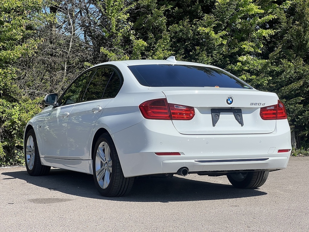 BMW 3 Series 320D Sport #6