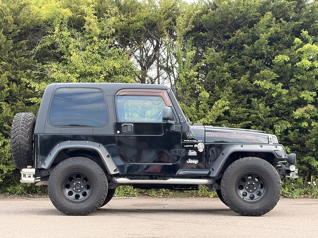 Jeep Wrangler Sahara #6