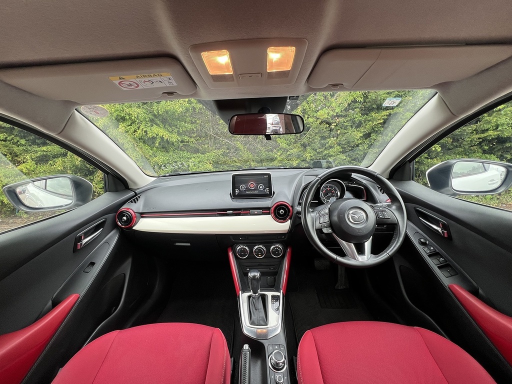 Mazda 2 Se-l Nav #2