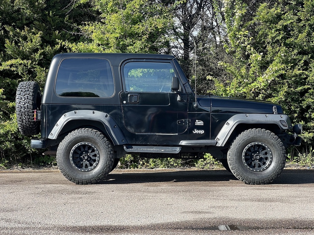 Jeep Wrangler Sahara #6