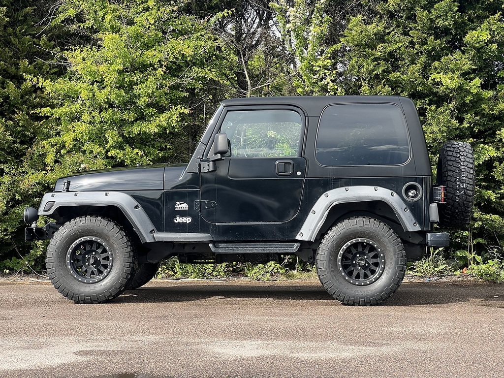 Jeep Wrangler Sahara #4