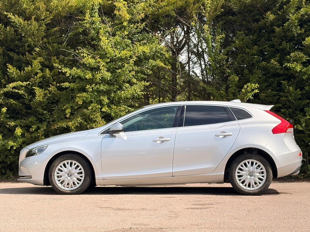 Volvo V40 D4 Se Nav #4