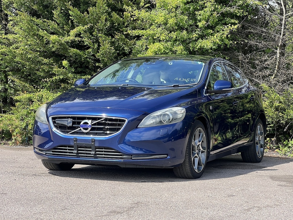 Volvo V40 T4 Se Lux Nav #3
