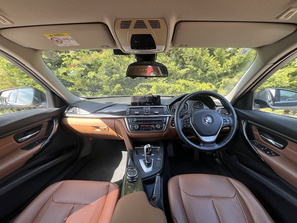 BMW 3 Series 320D Luxury Touring #2
