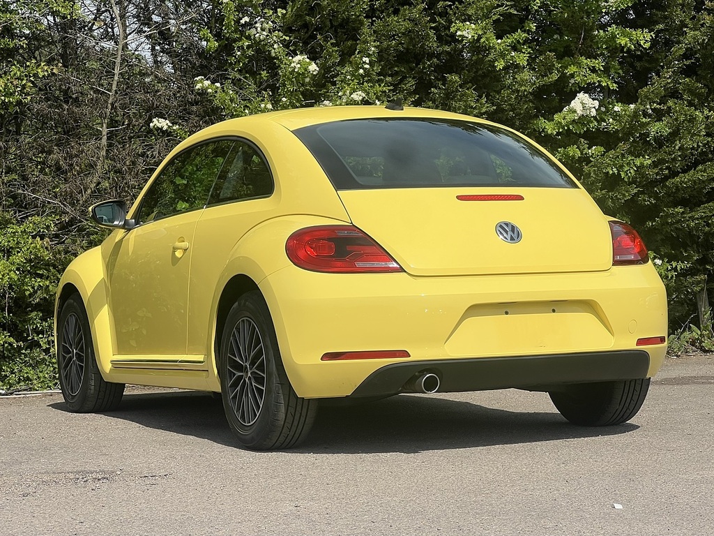 Volkswagen Beetle Design Tsi Dsg #6