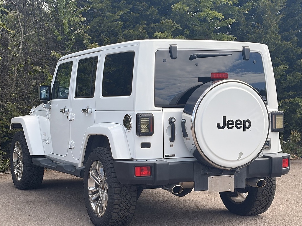 Jeep Wrangler Sahara #3