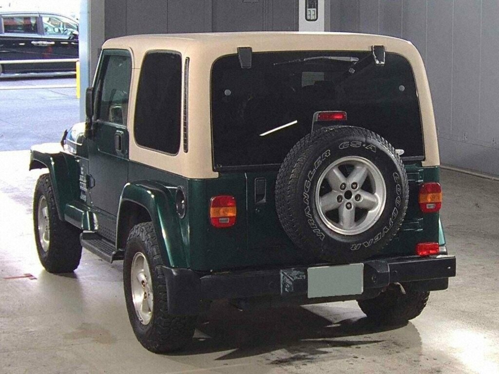 Jeep Wrangler Sahara Green #4