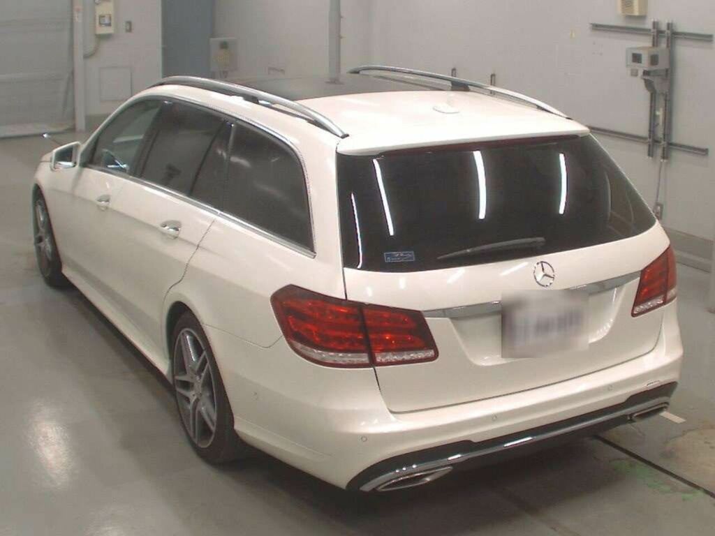 Mercedes-Benz E Class E250 Amg Line Premium #4