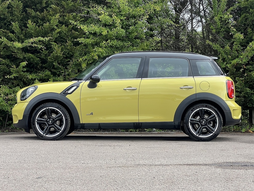 Mini Countryman Cooper S All4 Yellow #5