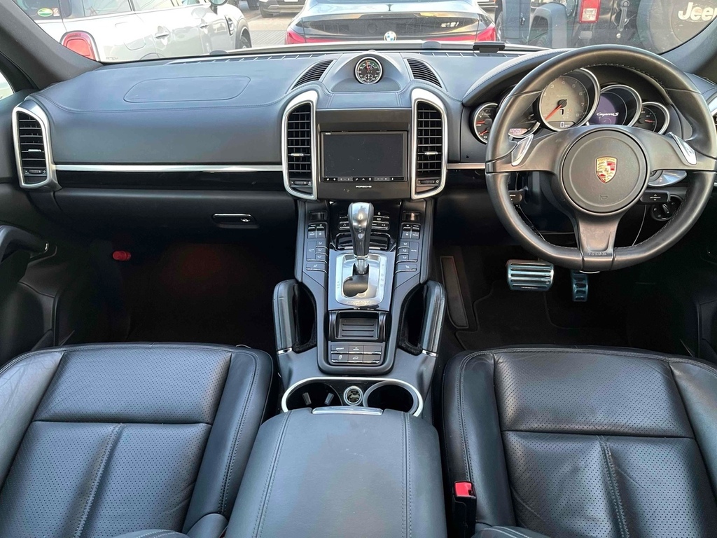 Porsche Cayenne S Hybrid  #3