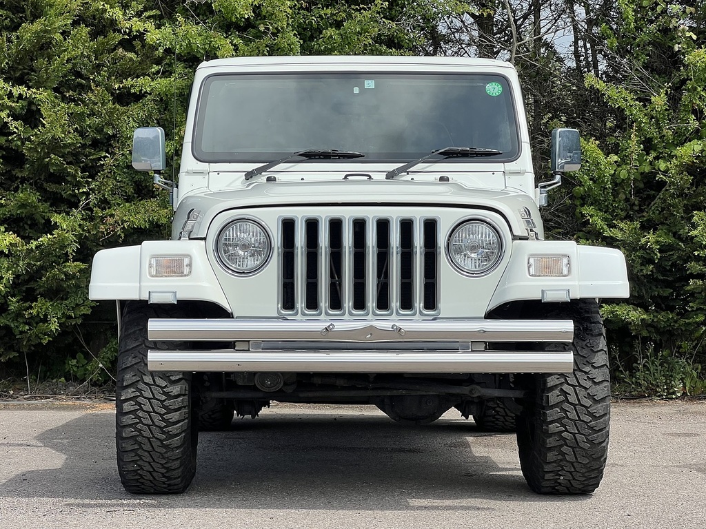 Jeep Wrangler Sahara  #4