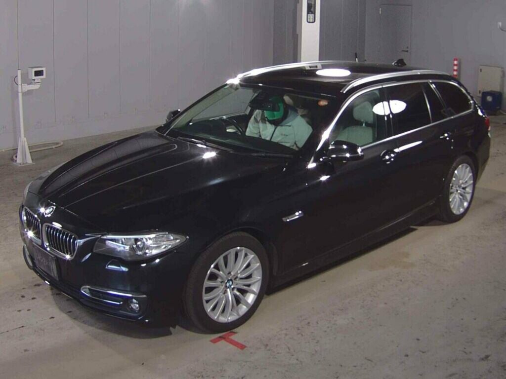 BMW 5 Series 523I Touring  #2