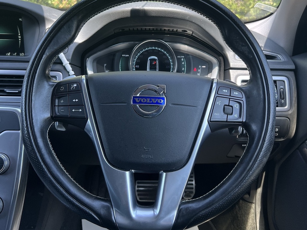 Volvo V70 T5 Se Lux  #2