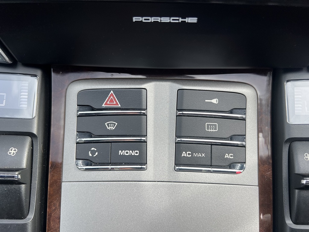 Porsche Panamera Hatchback 4.8 Silver #31