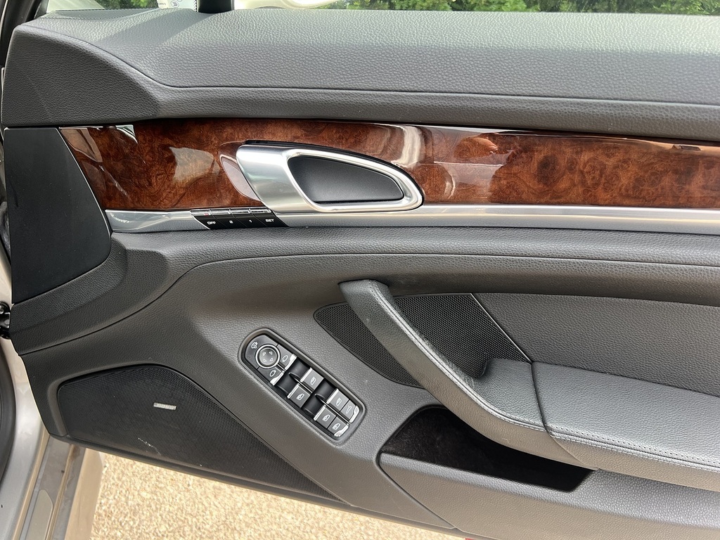 Porsche Panamera Hatchback 4.8 Silver #12