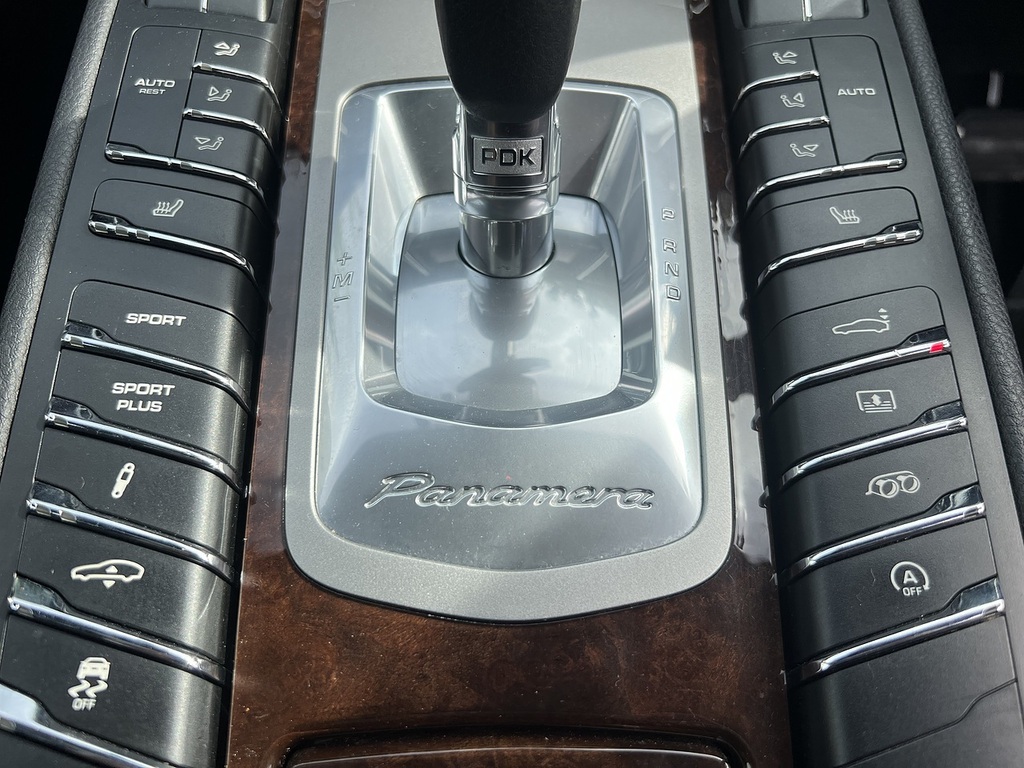 Porsche Panamera Hatchback 4.8 Silver #34