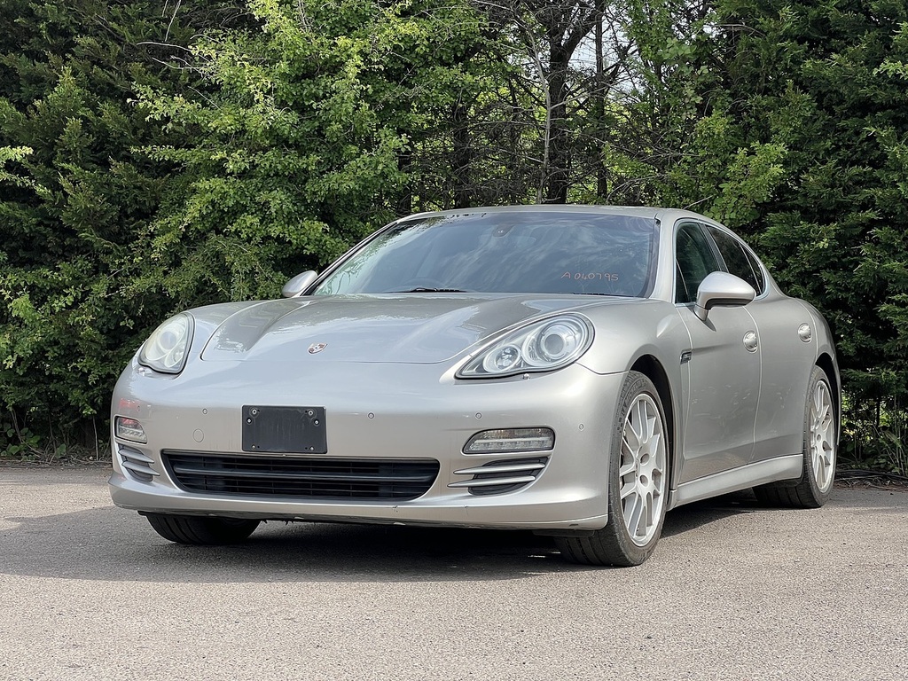 Porsche Panamera Hatchback 4.8 Silver #3