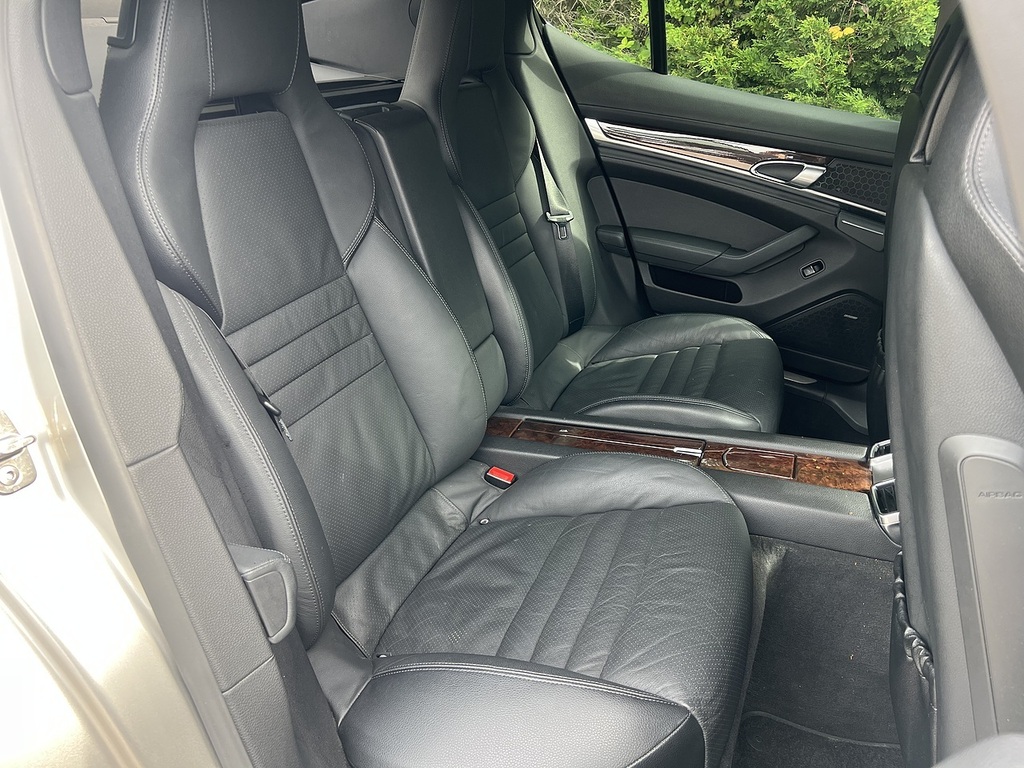 Porsche Panamera Hatchback 4.8 Silver #21
