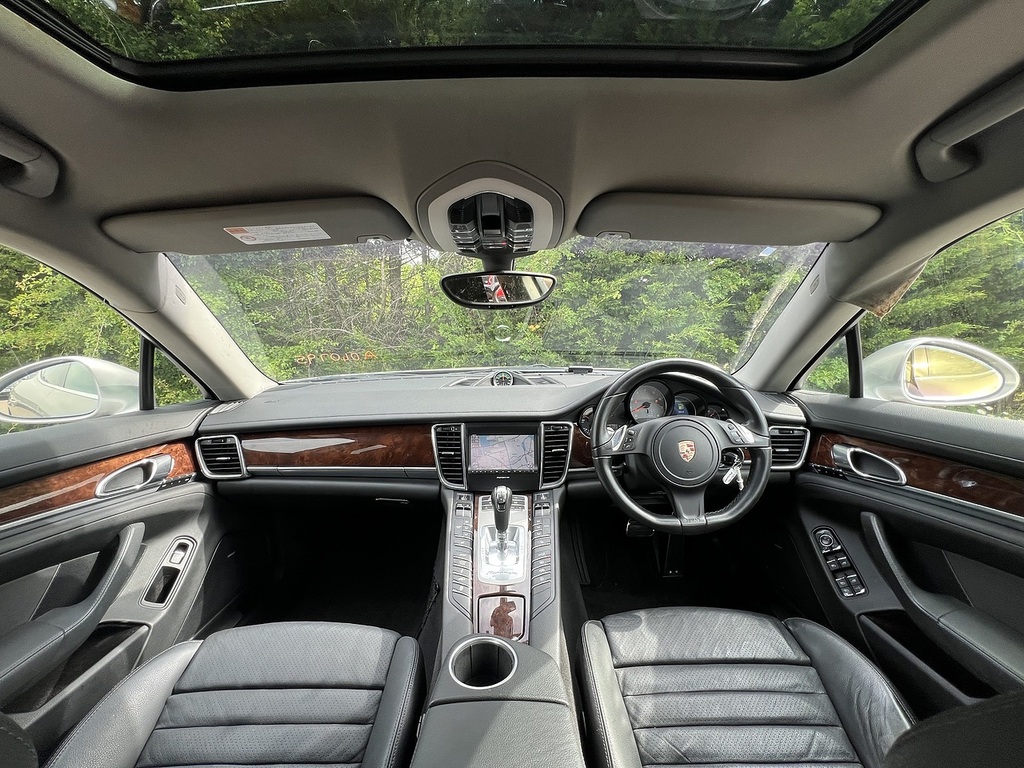 Porsche Panamera Hatchback 4.8 Silver #2