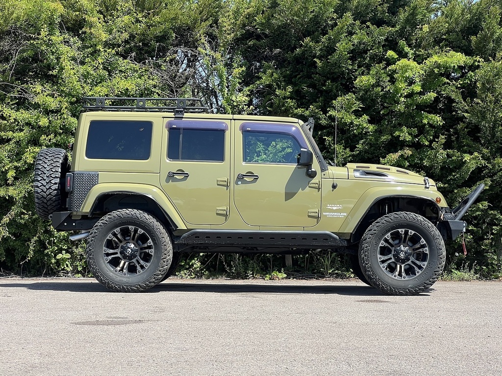 Jeep Wrangler Sahara #6