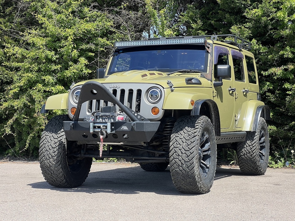 Jeep Wrangler Sahara #2