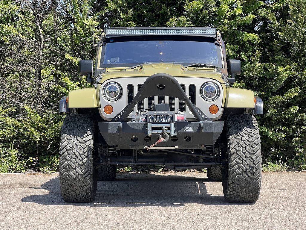 Jeep Wrangler Sahara #3