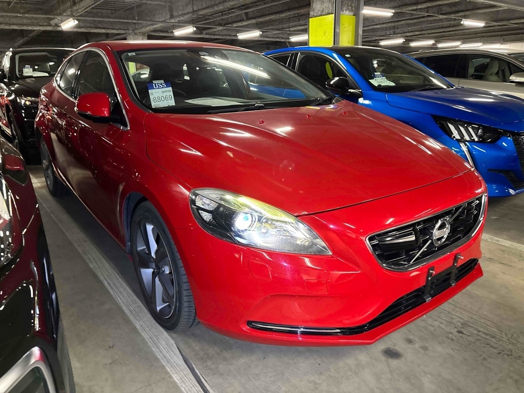 Volvo V40 T4 Se Lux Nav #2