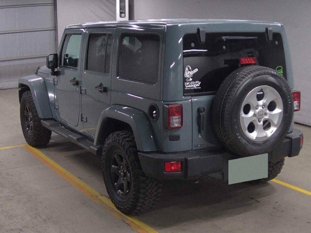 Jeep Wrangler Unlimited Sahara  #4