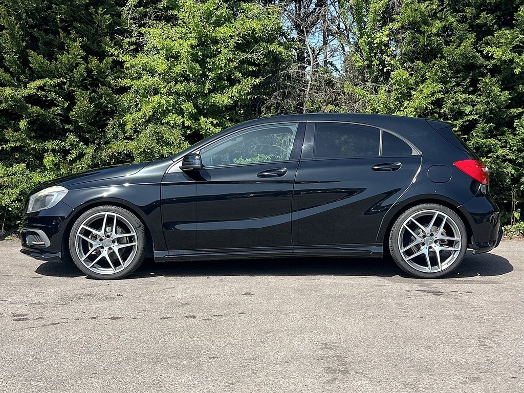 Mercedes-Benz A Class A200 Amg Night Edition #5
