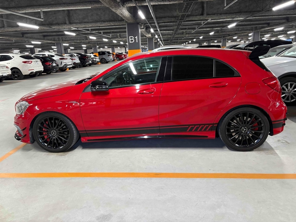 Mercedes-Benz A Class Amg A 45 4Matic  #4